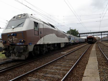 Sale de Valladolid el TER 597-010 para su restauraci�n