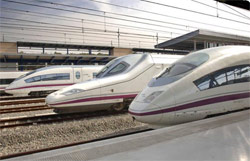 Fomento destinar� 5.199 millones al ferrocarril en 2015, un 54 por ciento de la inversi�n