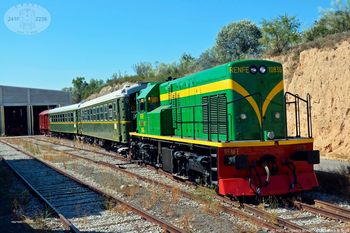 El Caspolino, un nuevo tren tur�stico que gestionar� Ferrocarrils de la Generalitat de Catalunya
