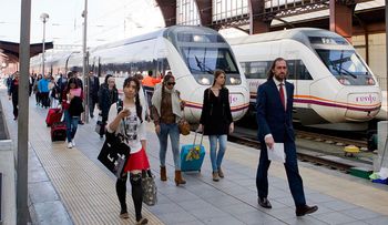 Tres millones de plazas para viajar en los trenes de Renfe en Semana Santa