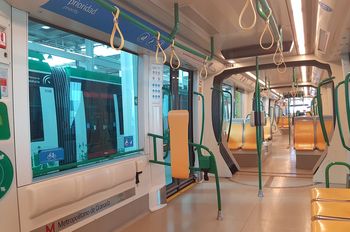 Metro de Granada reforma los trenes para mejorar el confort y aumentar la capacidad