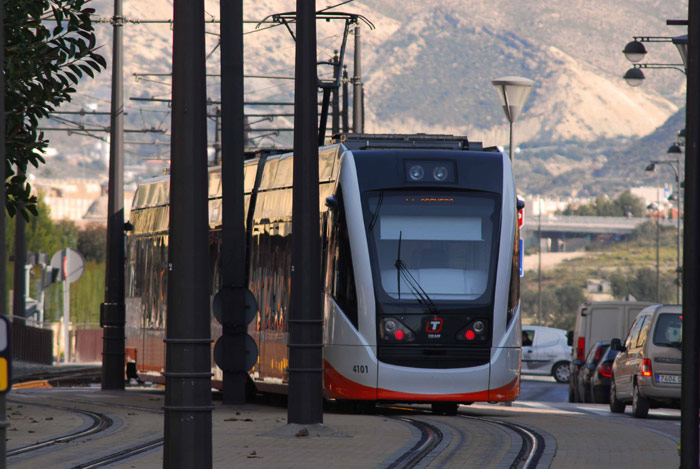 TRAM Alicante: Serie 4.100. Tren-TRAM el�ctrico de Vossloh en circulaci�n desde 2007