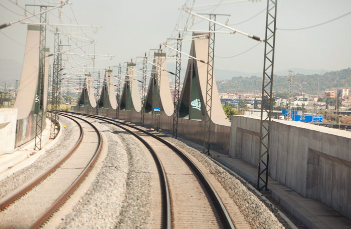 Viaducto sobre el Llobregat, entrando a Barcelona por la zona de El Prat
