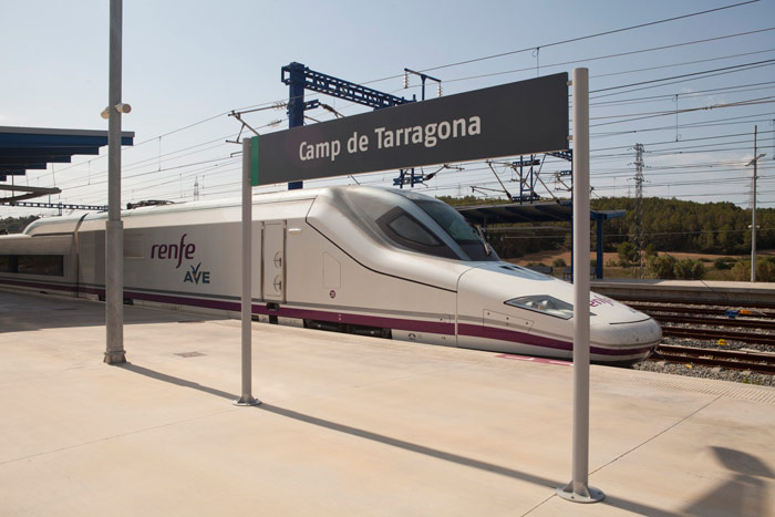 Un 112 estacionado en Camp de Tarragona