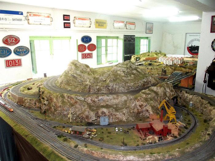 Detalle de la maqueta H0 que exhibe ACAF.