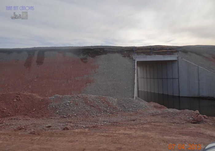 Obras de drenaje de gran secci�n en prevenci�n de futuras riadas