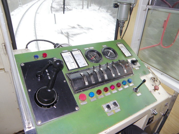 Pupitre de conducci�n de la UT 442