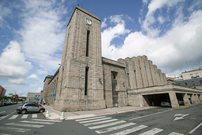 Fachada principal de la estaci�n