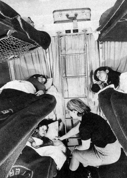 En 1966 Renfe puso en servicio los coches literas.