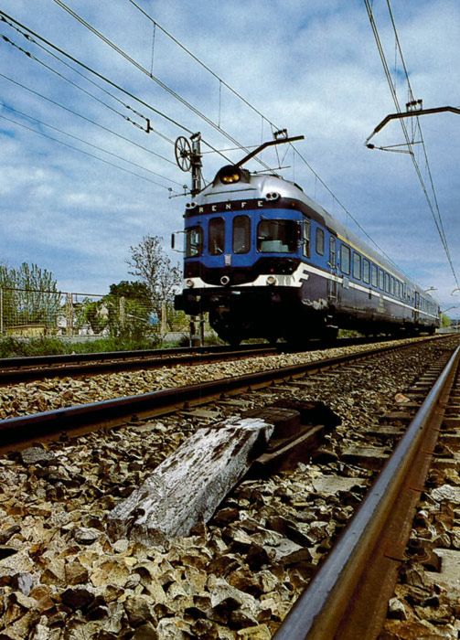 Se cumplen en 1991,  28 a�os del pedido del primer tren TER.