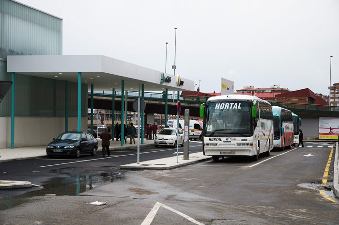 Exterior de la nueva estaci�n provisional. Foto J.A. G�mez