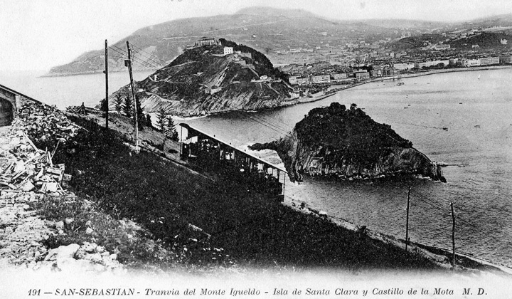 Vista del funicular de Igueldo en sus primeros aos de servicio.
