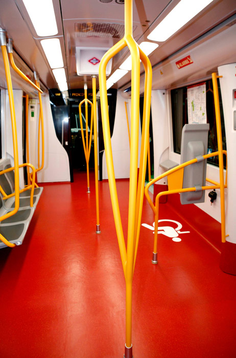 Megafon�a entre conductor y viajeros, vidoentretenimiento, videovigilancia, comunicaci�n tren-tierra son algunas de las novedades tecnol�gicas de los trenes.