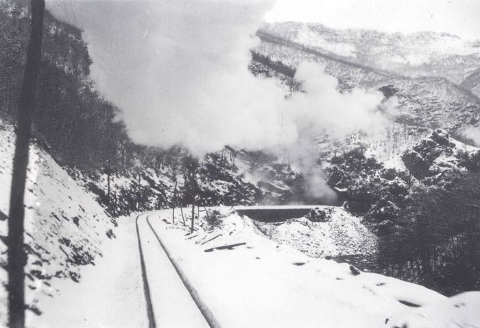 Vista invernal del Plazaola. Archivo EuskoTren/Museo Vasco del Ferrocarril