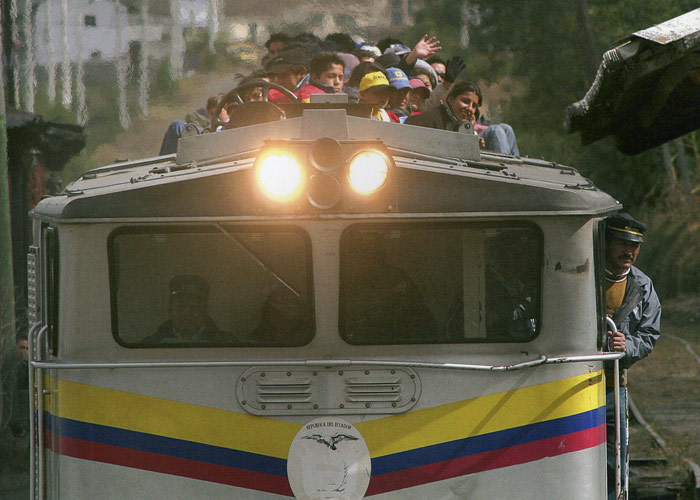 La locomotora "Gek Alstom", con tracci�n diesel, implulsa los motores el�ctricos a trav�s de un generador