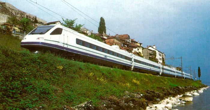 El Cisalpino, tren pendular ETR 470, apto para velocidades de 200 km/h conectar� Mil�n con las principales ciudades suizas. 